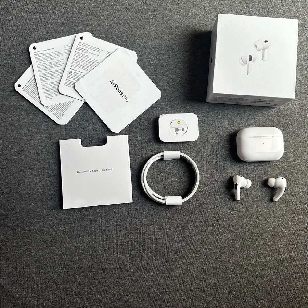 Apple AirPods Pro with Wireless Charging Case - White